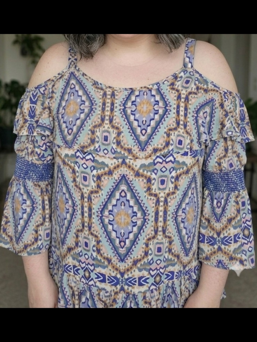 Democracy Cold-Shoulder Geometric Print Blouse in Blue and Cream
